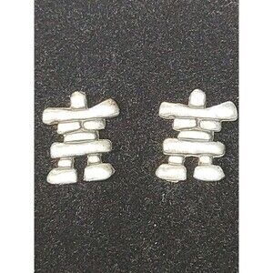 Chelsea Pewter Rock People Earrings